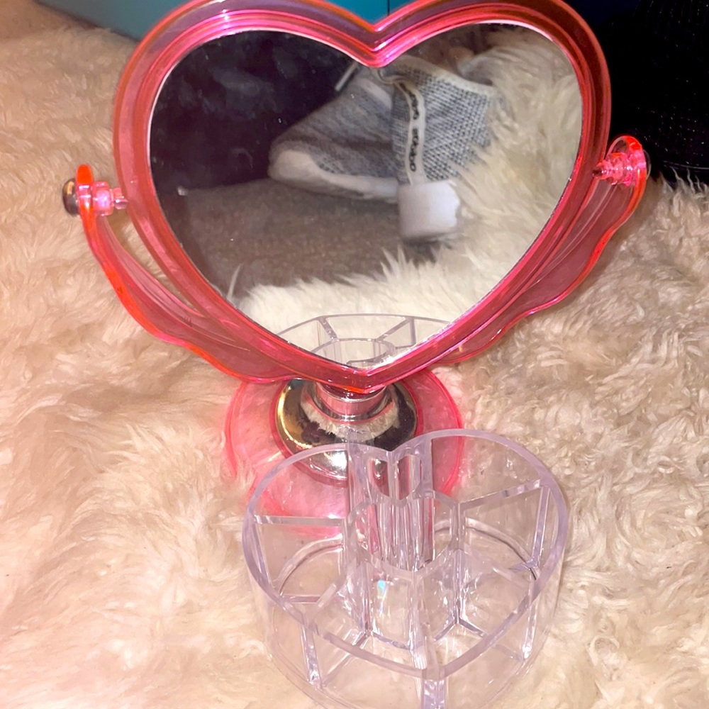 Heart mirror & makeup holders